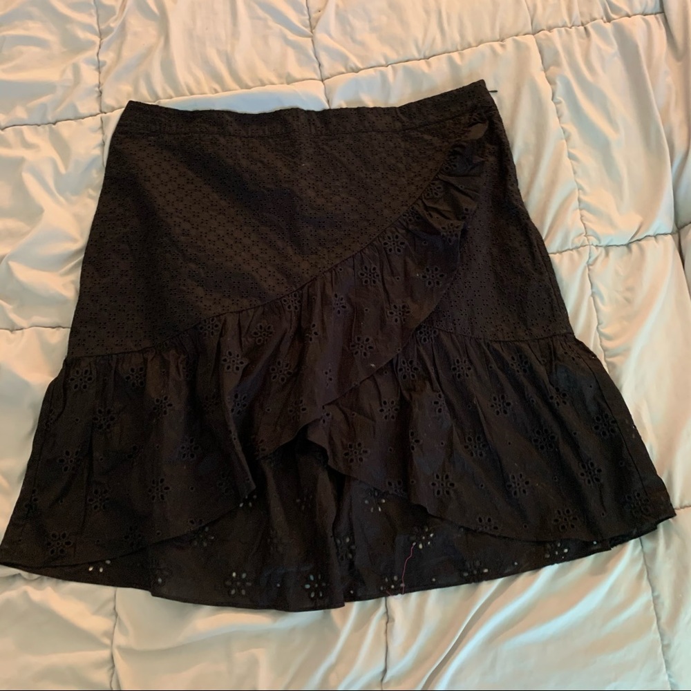 Loft Black Lace Skirt size. 22 nwot